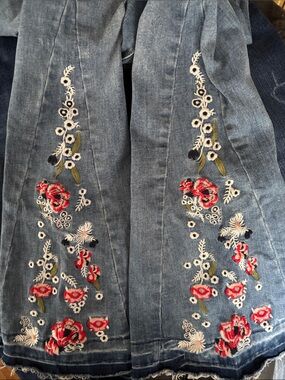 Embroidered Light Blue Flare Jeans with Floral Detail